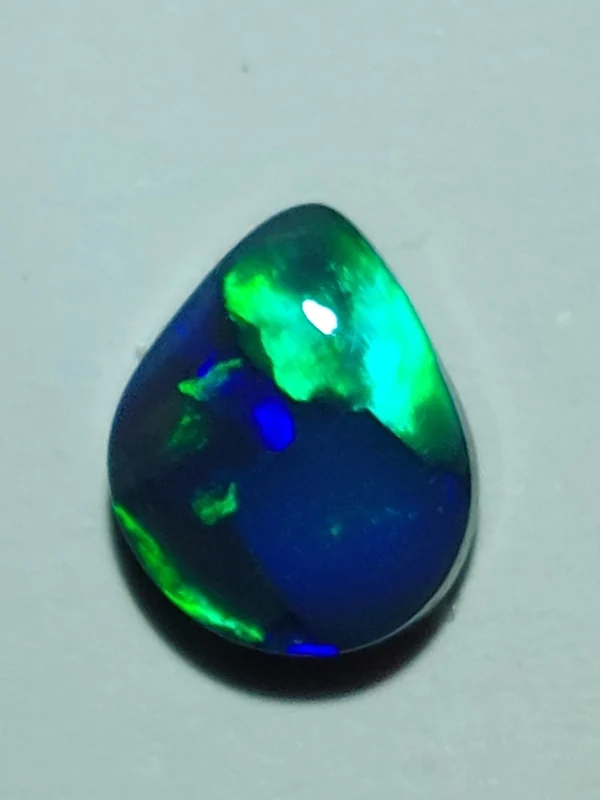 80cts Black Opal- L/Ridge