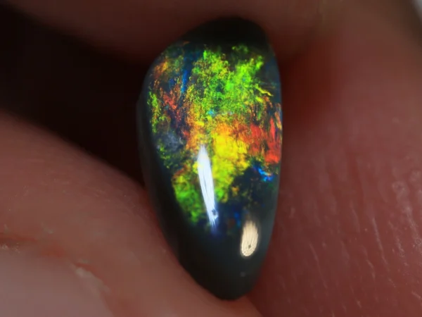 0.55 Ct. Lightning Ridge Black Opal TOG-1220
