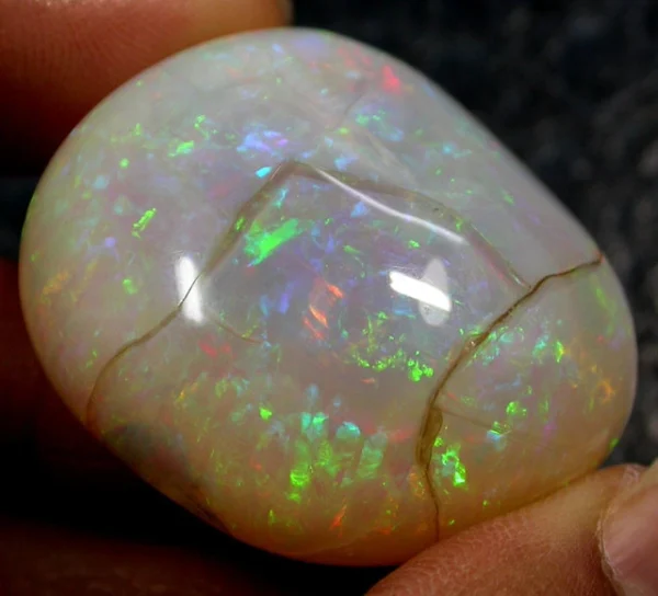 128cts massive Ethiopian Opal Specimen QOG 809