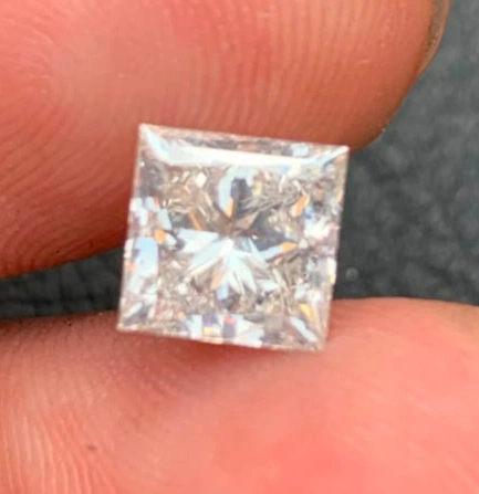 Natural Diamond 2.02 Ct Square Brilliant Cut GGI Certified Elegant Gemstone