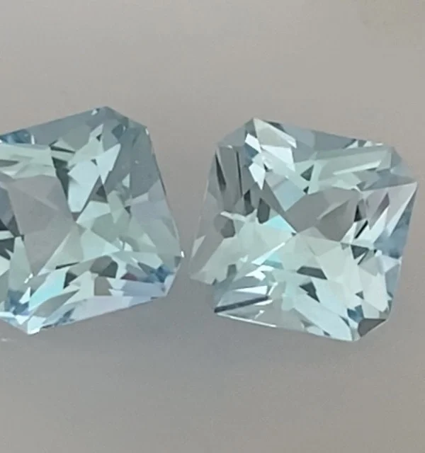 Glowing Pair of Sky Blue Topaz Pair - Brazil KR413