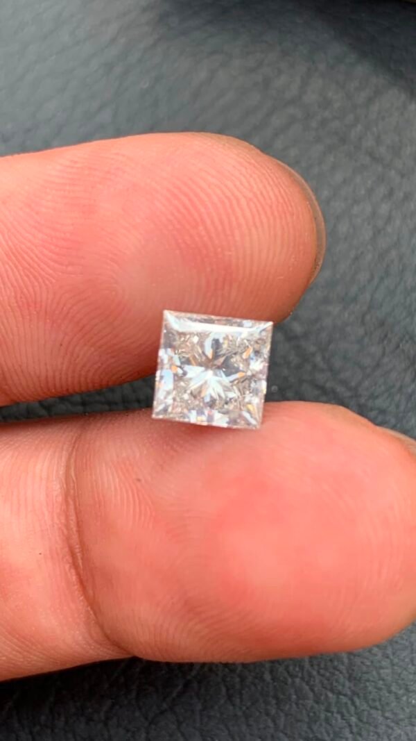 Natural Diamond 2.02 Ct Square Brilliant Cut GGI Certified Elegant Gemstone