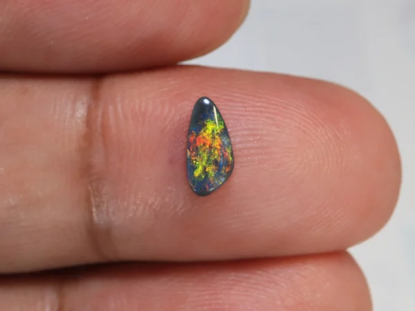 0.55 Ct. Lightning Ridge Black Opal TOG-1220